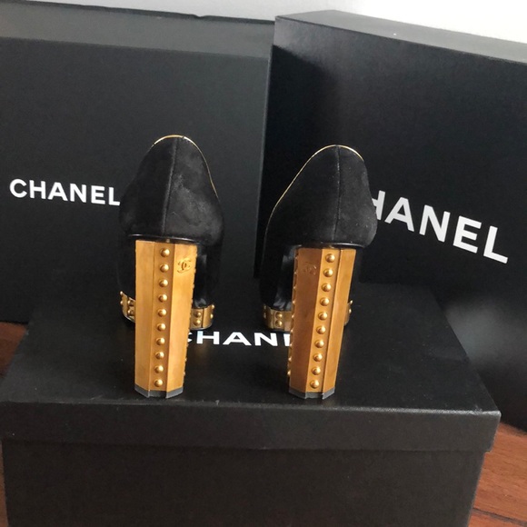 Chanel Pumps - Picture 3 of 4